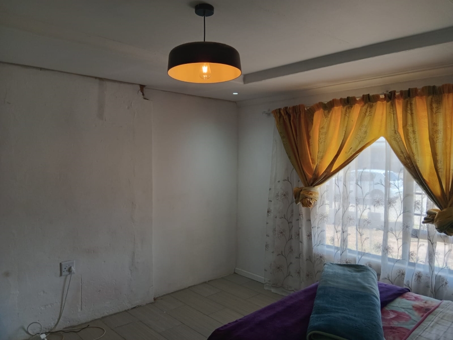 2 Bedroom Property for Sale in Kwa Nobuhle Eastern Cape